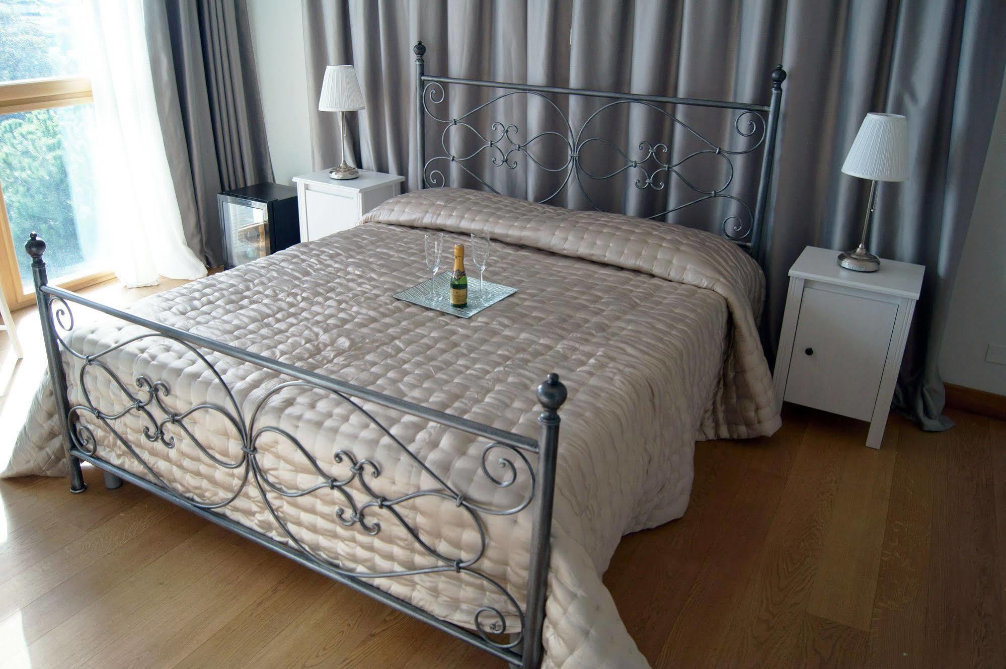 Baia Di Ognina Bed & Breakfast CTA Exterior foto